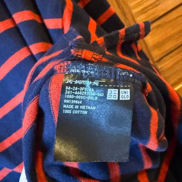 Uniqlo Boat Neck Striped Shirt - Size L - Picture 4 of 4
